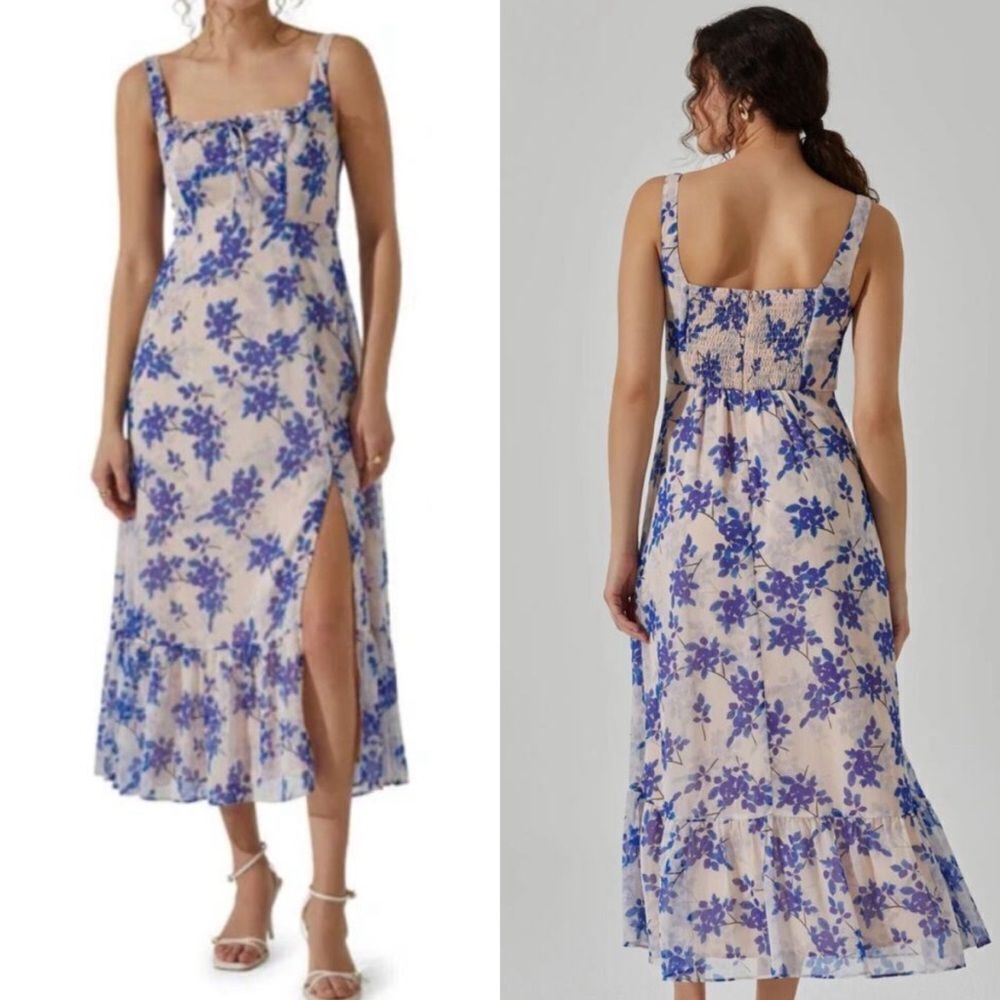 Astr NWT Square Neck Midi Dress in Ivory Cobalt Floral Size Medium